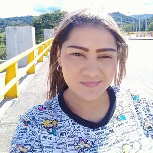 Meet your Posher, Alba